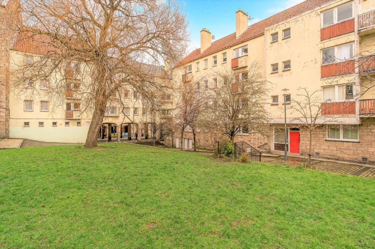 Charming Old Town 2 Bed Apt, 2Mins From Royal Mile Edinburgh Dış mekan fotoğraf