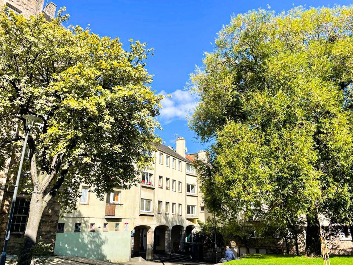 Charming Old Town 2 Bed Apt, 2Mins From Royal Mile Edinburgh Dış mekan fotoğraf